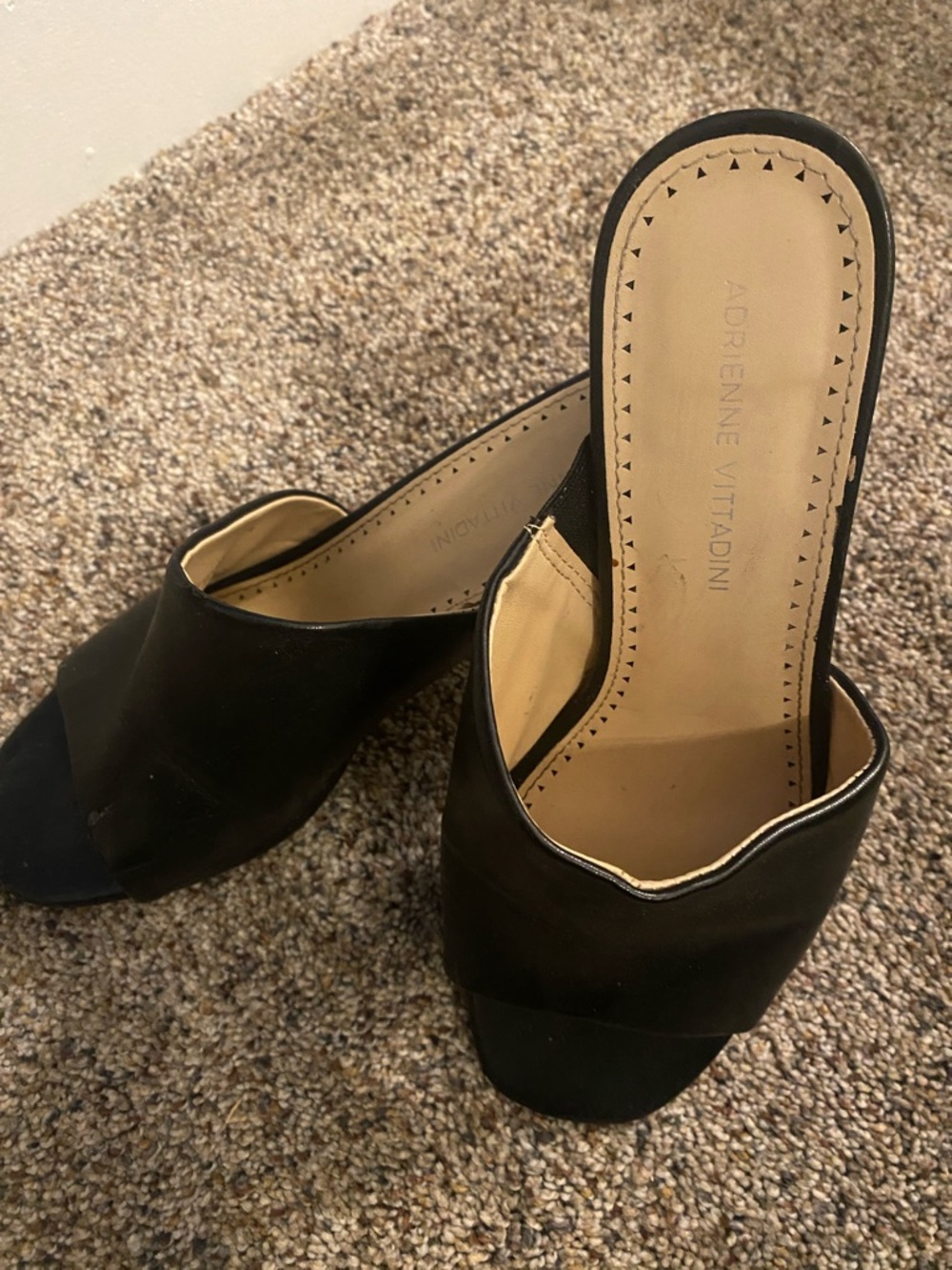 Adrienne Vittadini Black Slide Mules
